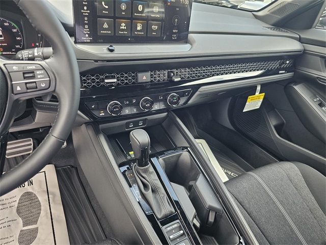 2025 Honda Accord SE photo 19