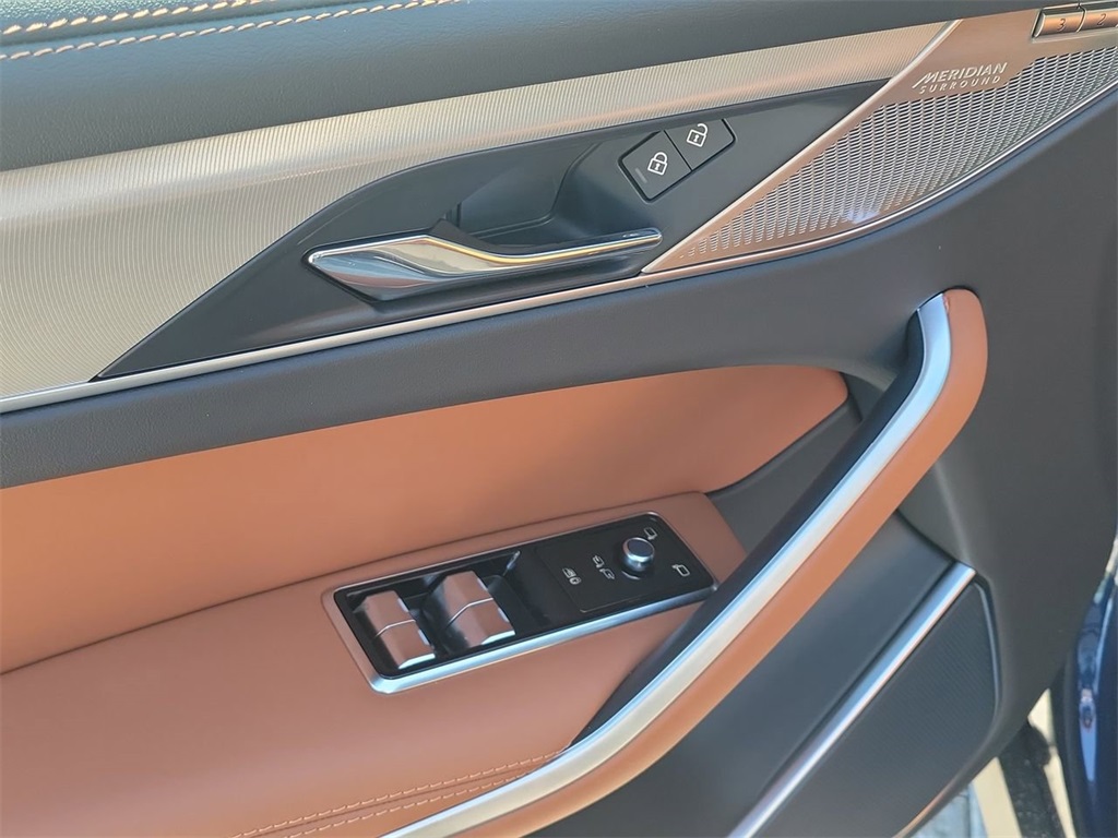 2026 Jaguar F-PACE P400 R-Dynamic S photo 22