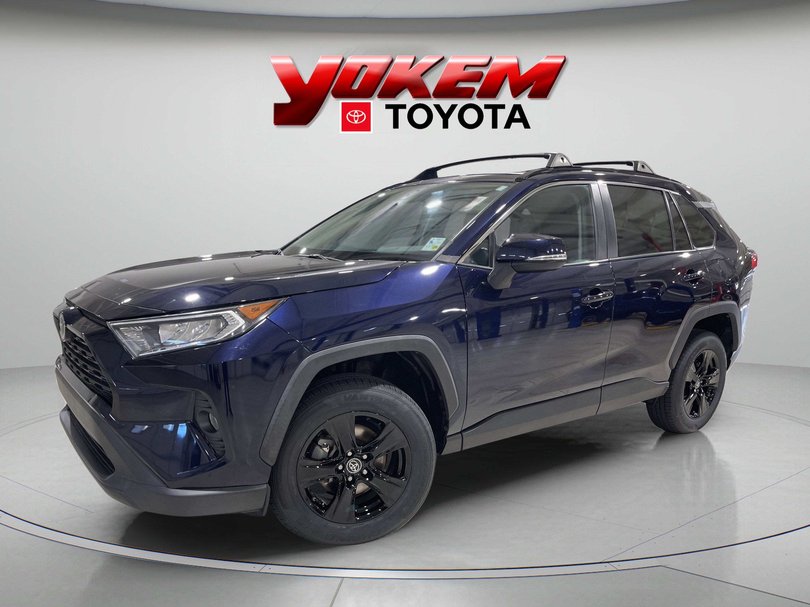 2019 Toyota RAV4 XLE's photo