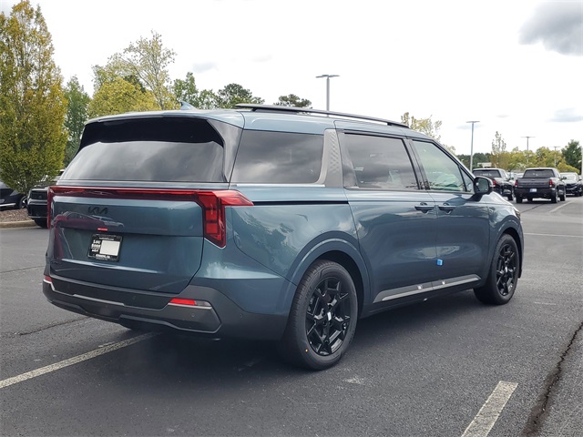 2026 Kia Carnival SX photo 4