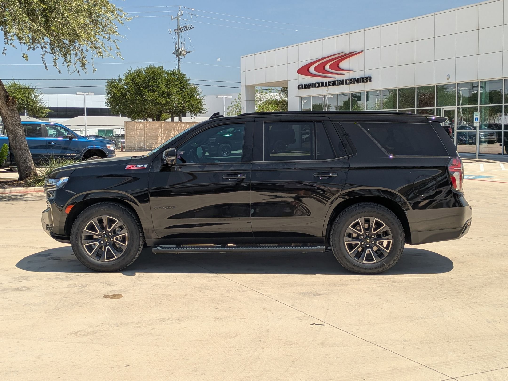 2021 Chevrolet Tahoe Z71 photo 6