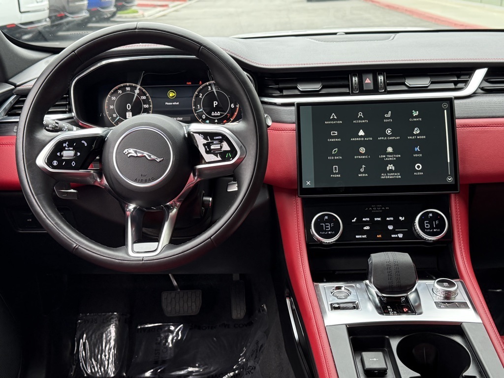 2025 Jaguar F-PACE P400 R-Dynamic S photo 23