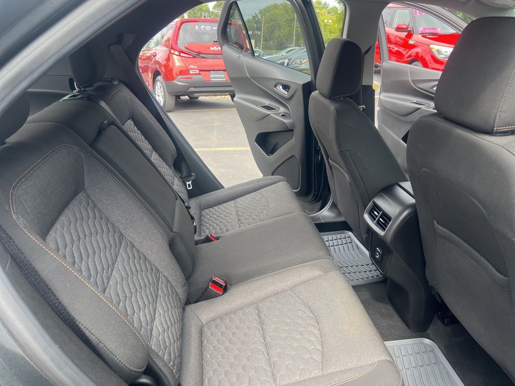 2019 Chevrolet Equinox LT photo 8