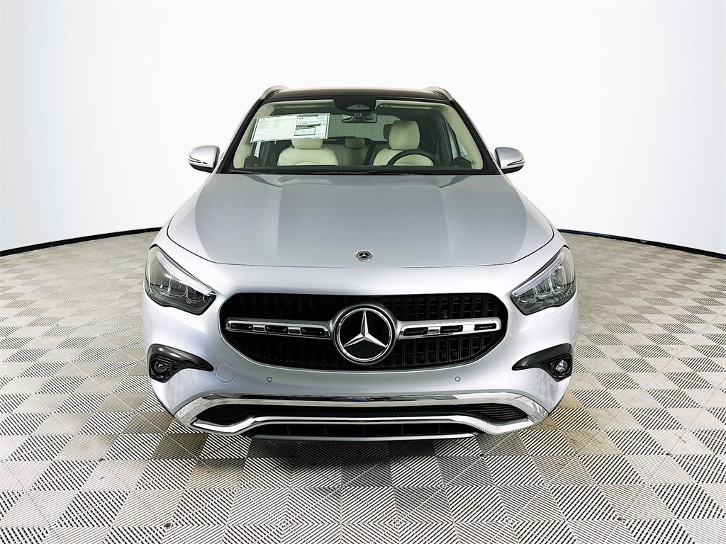 2026 Mercedes Benz GLA 250 photo 2