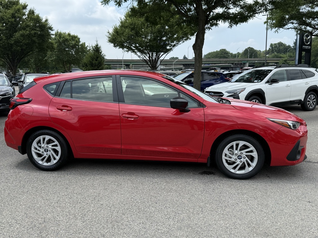 2025 Subaru Impreza Base photo 5