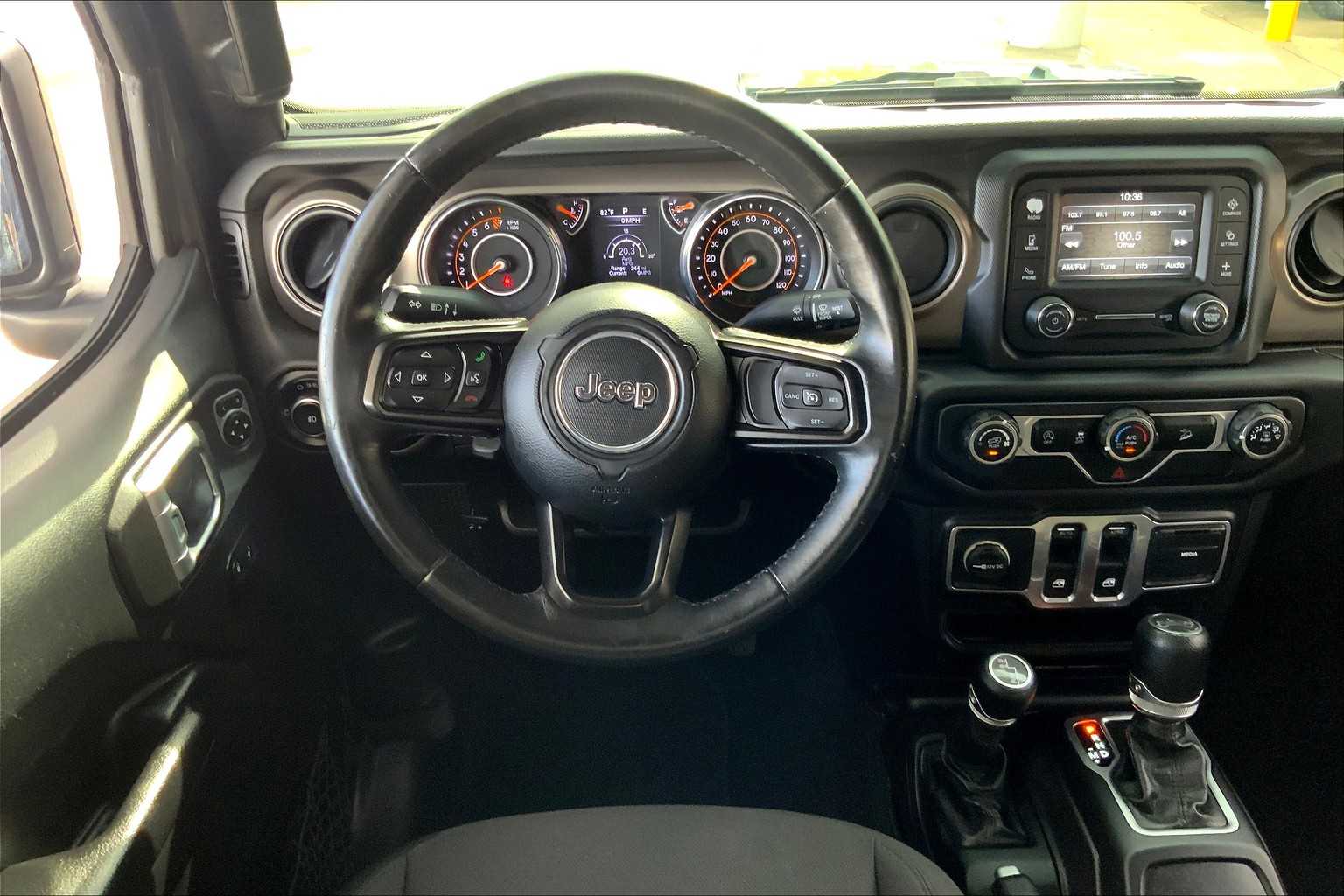 2018 Jeep Wrangler Sport S photo 5