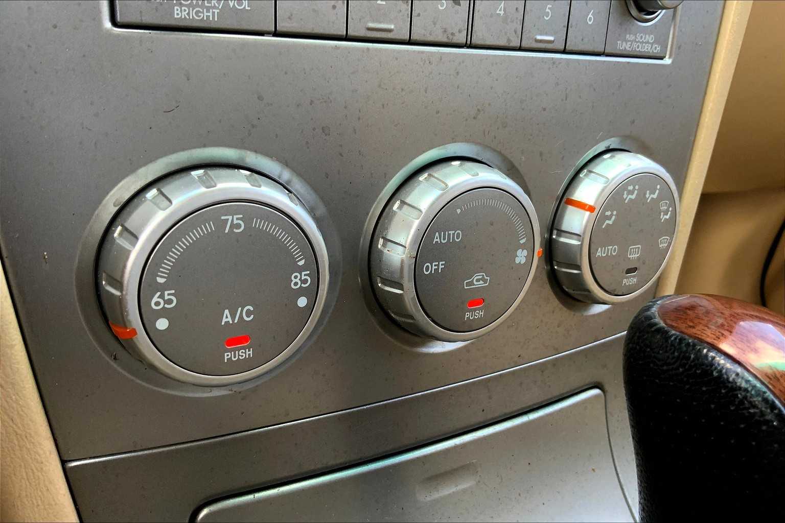 2008 Subaru Forester X photo 25