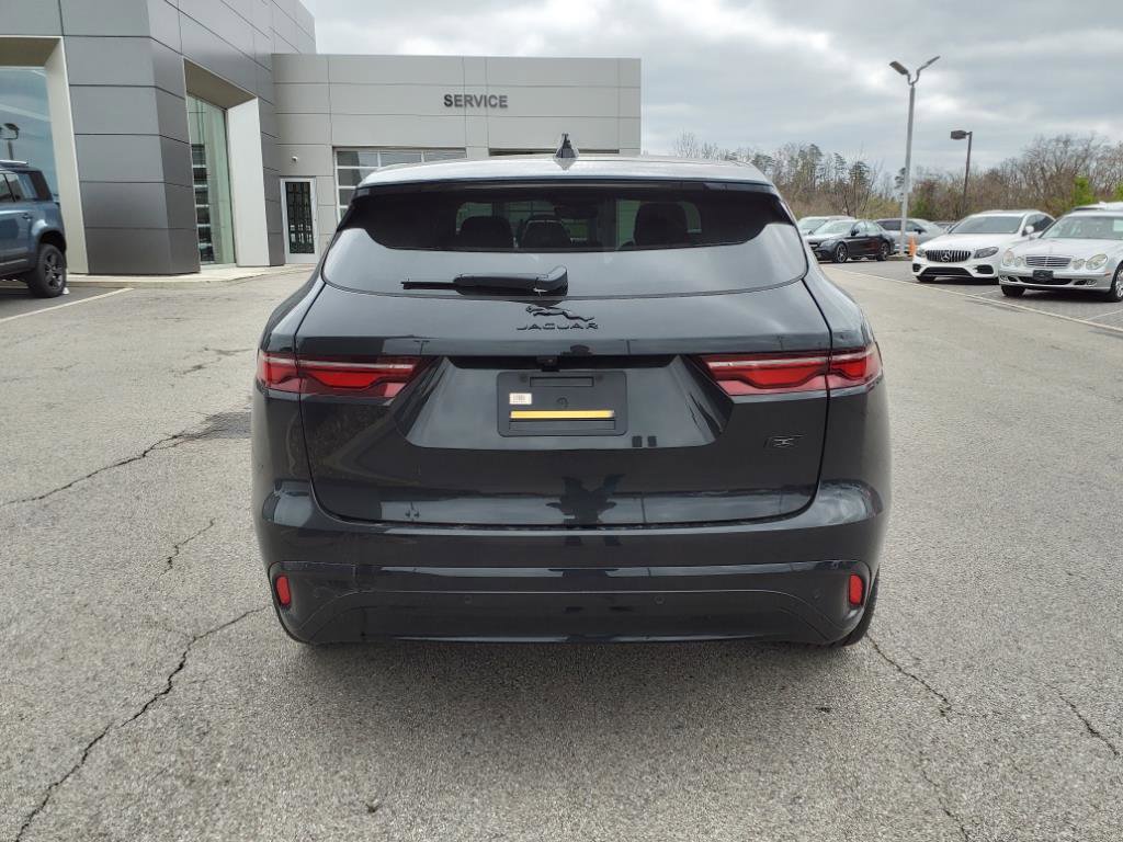 2026 Jaguar F-PACE P250 R-Dynamic S photo 4