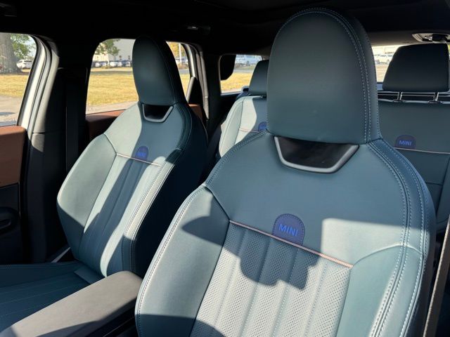 2025 Mini Countryman photo 12