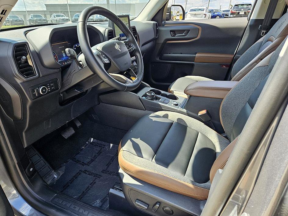 2024 Ford Bronco Sport Outer Banks photo 7