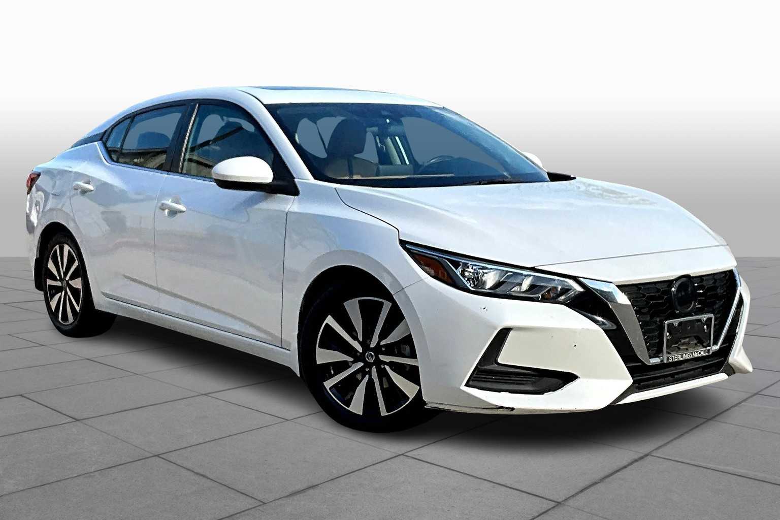 2022 Nissan Sentra SV photo 2