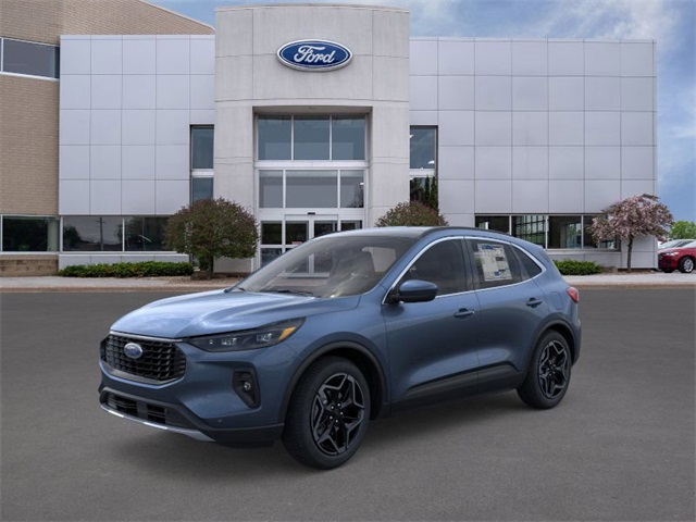 2026 Ford Escape Platinum's photo