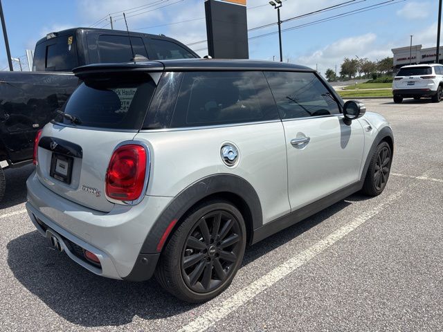 2018 MINI Cooper