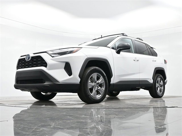 2024 Toyota RAV4 Hybrid LE photo 22