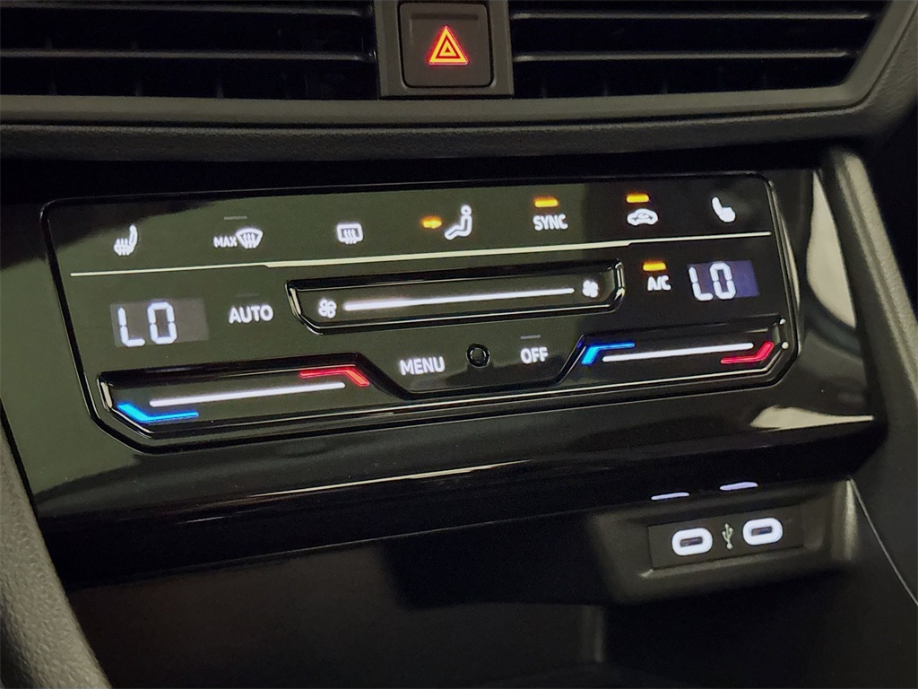 2025 Volkswagen Jetta 1.5T SE photo 29