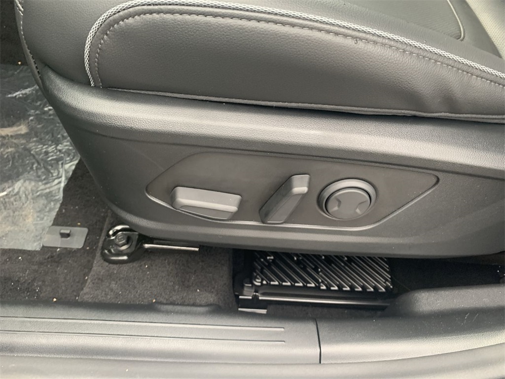 2026 Hyundai Santa Cruz Limited photo 4