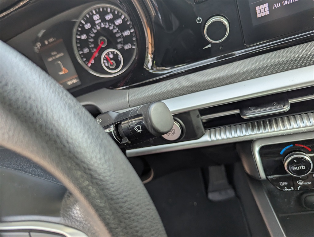 2023 Kia K5 LXS photo 22