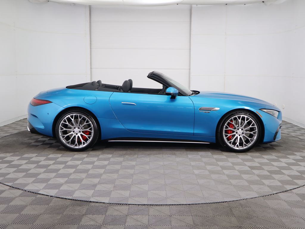 2025 Mercedes Benz SL 55 AMG photo 4