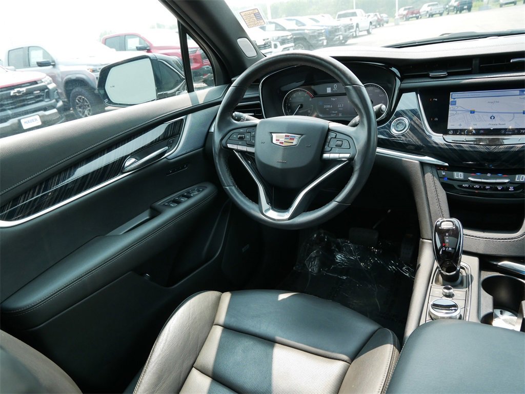 2024 Cadillac XT6 Premium Luxury photo 11