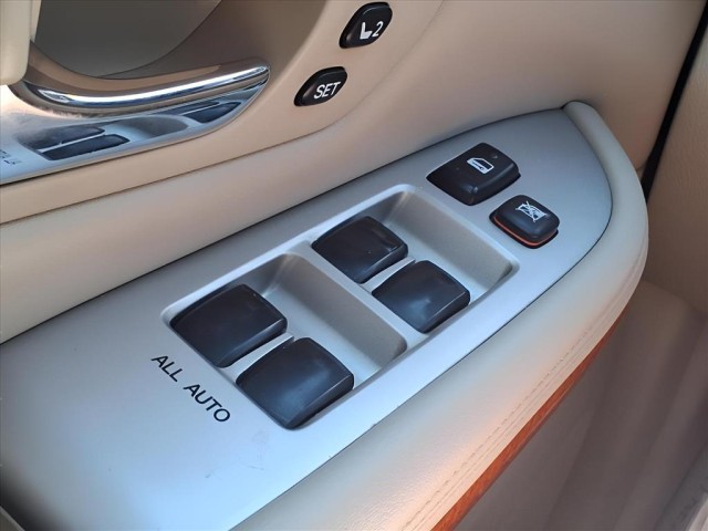 2004 Lexus RX 330 photo 22
