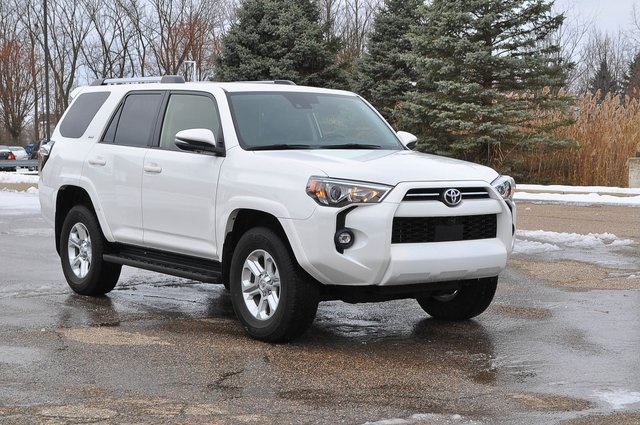 2023 Toyota 4Runner SR5 Premium's photo