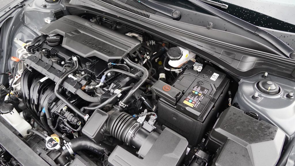 2024 Hyundai Elantra Limited photo 38