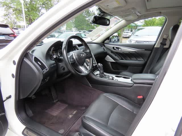 2022 Infiniti Q50 LUXE photo 2