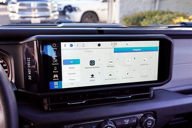 New 2026 Bright White Clear-Coat Exterior Paint Jeep Sport image 30