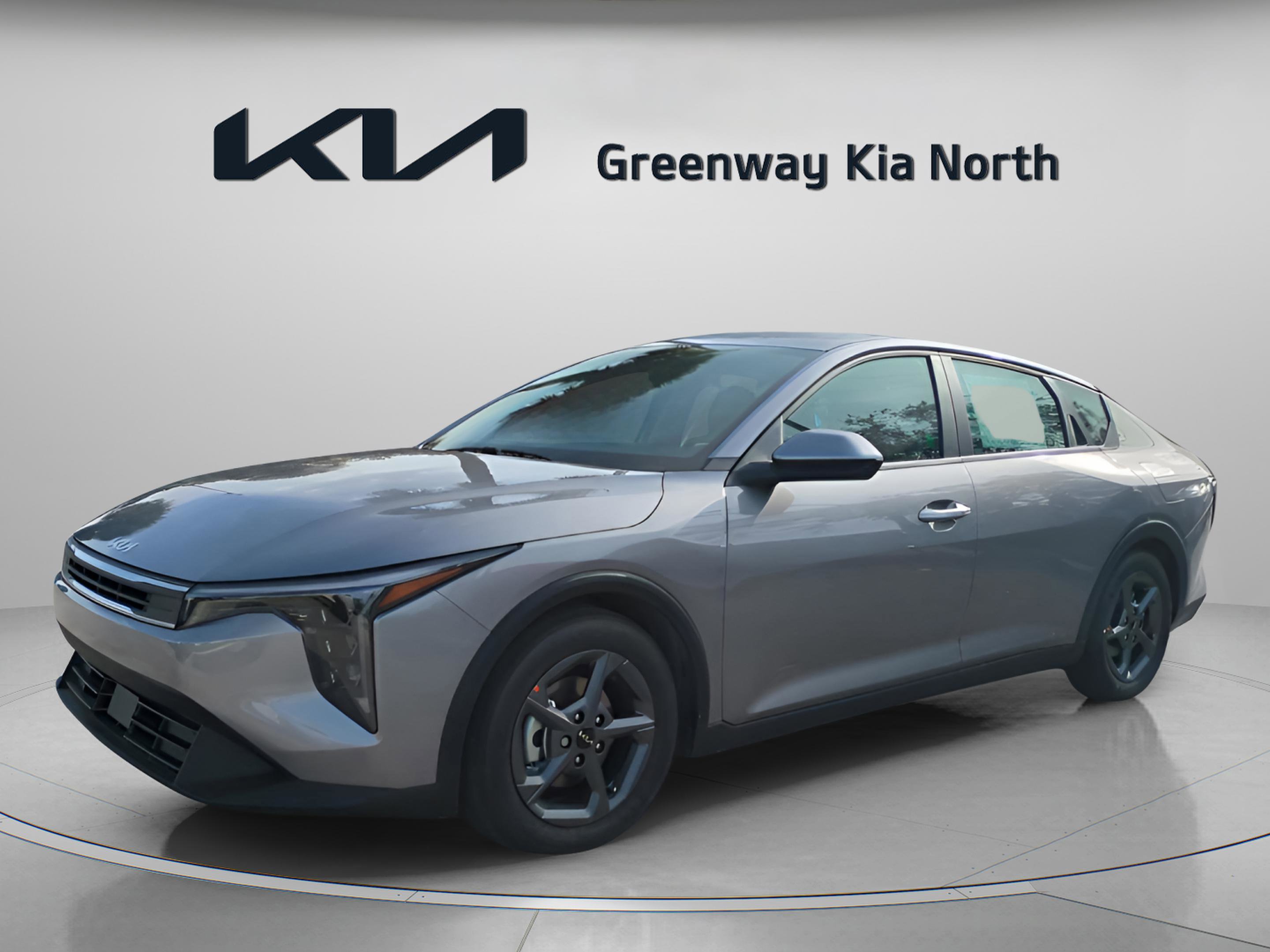 2025 Kia K4 LXS photo 3