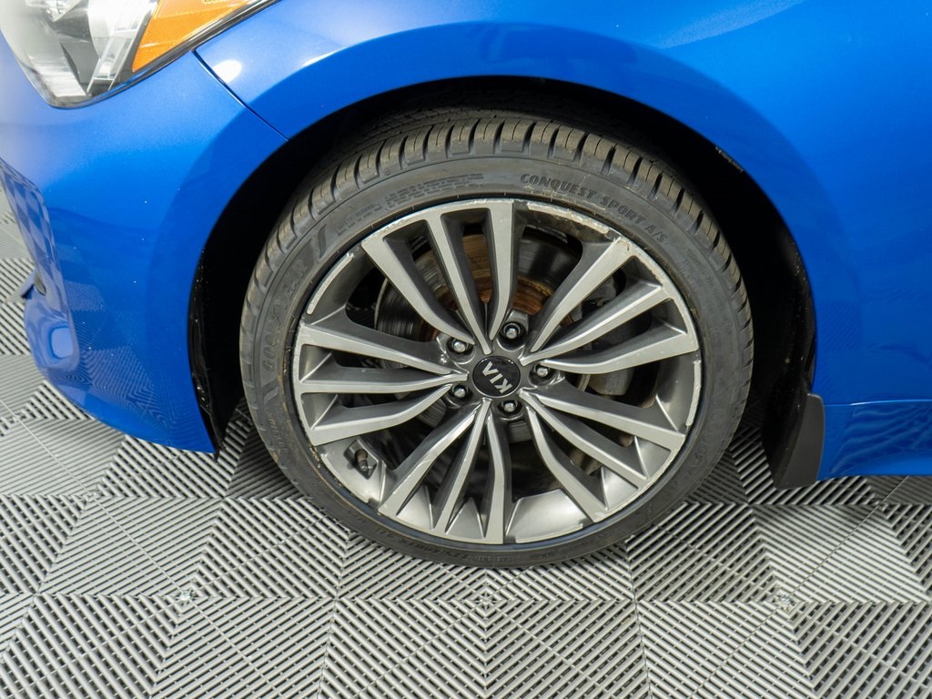 2019 Kia Stinger photo 23