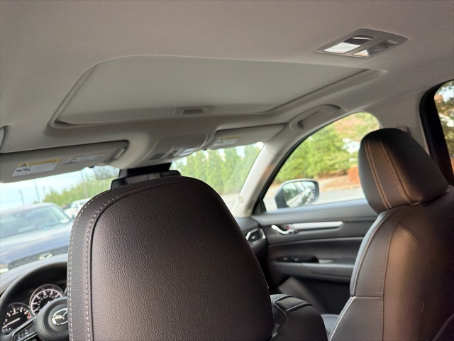 2025 Mazda CX-5 2.5 S Preferred photo 8