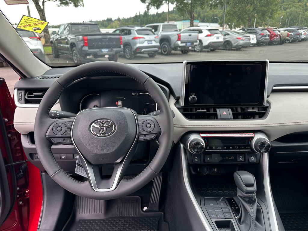 2025 Toyota RAV4 XLE photo 13
