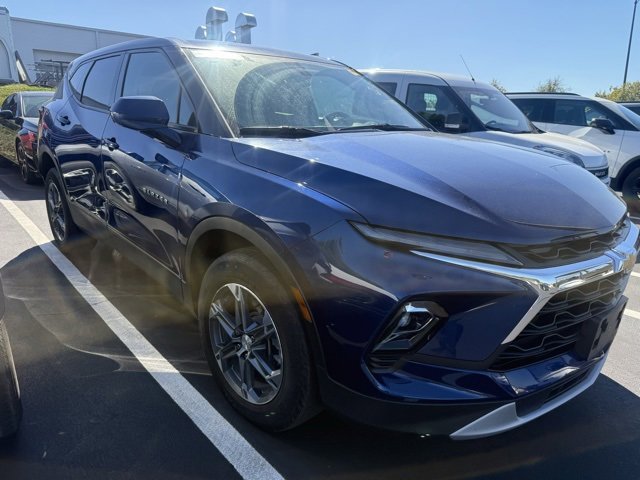 2023 Chevrolet Blazer 2LT photo 3