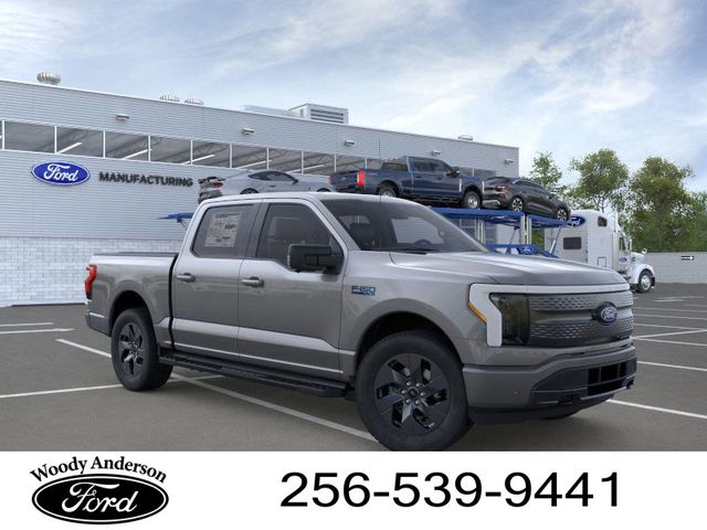 2025 Ford F-150 Lightning photo 7