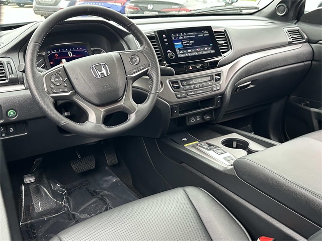 2024 Honda Passport EX-L photo 2