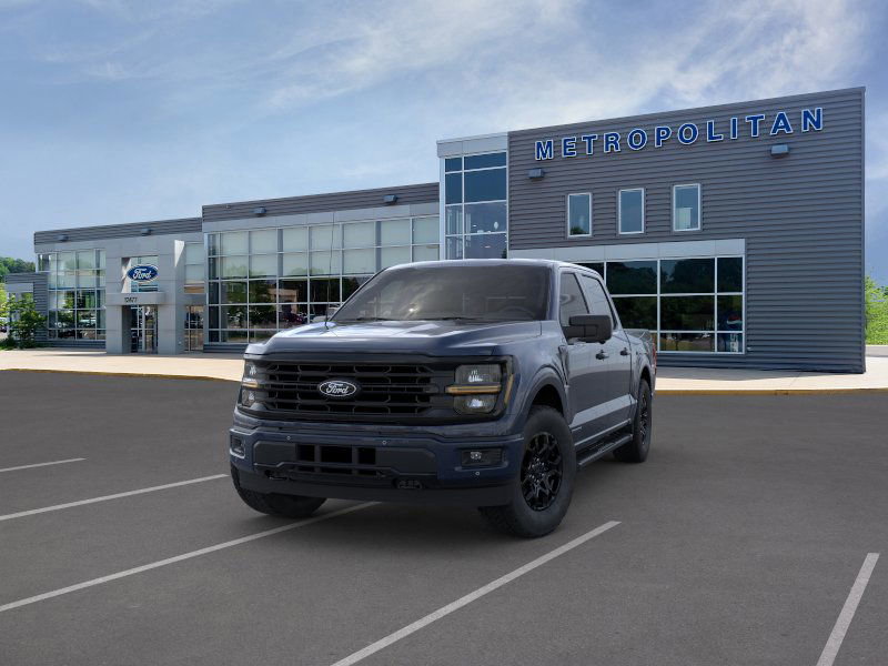 2025 Ford F-150 XLT photo 2
