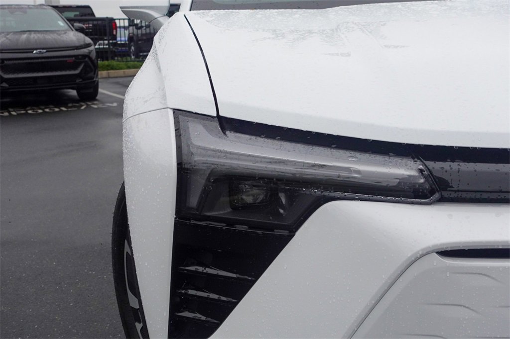 2025 Chevrolet Blazer EV photo 4