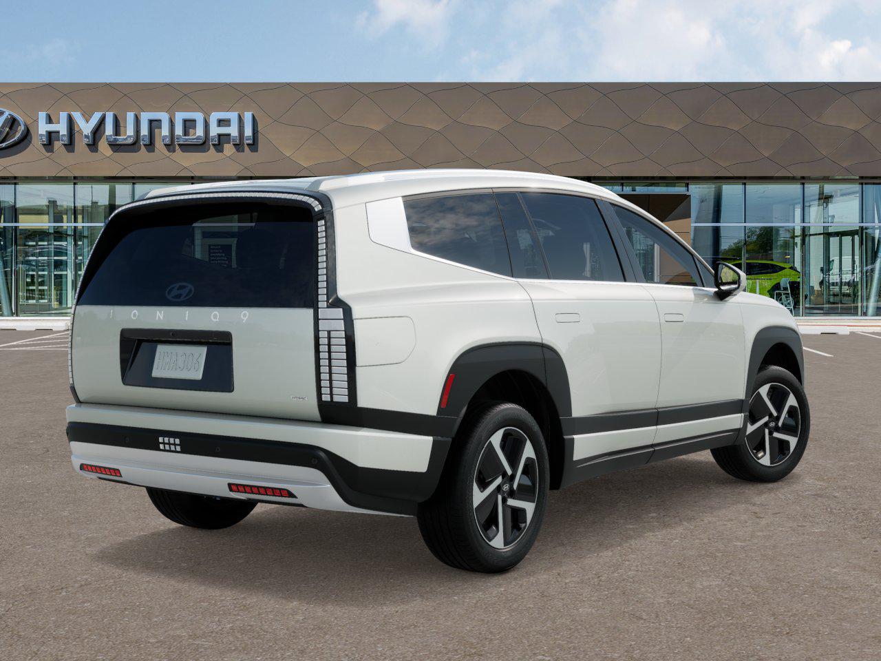 2026 Hyundai Ioniq SE photo 4