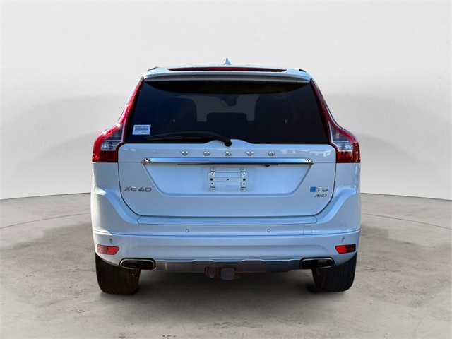 2015 Volvo XC60 Premier R-Design photo 4