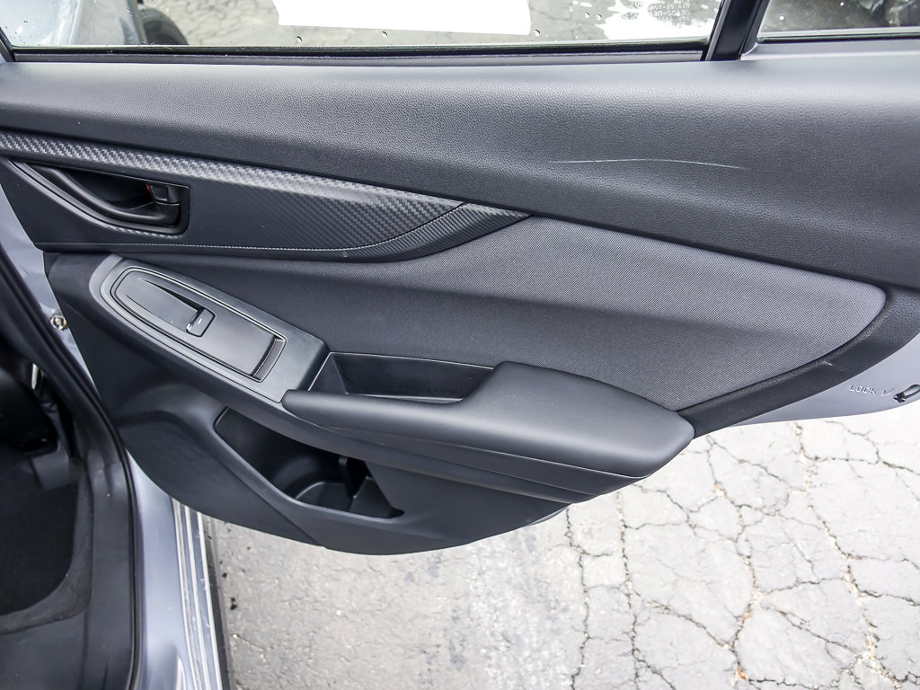 2022 SUBARU CROSSTREK - Image 17