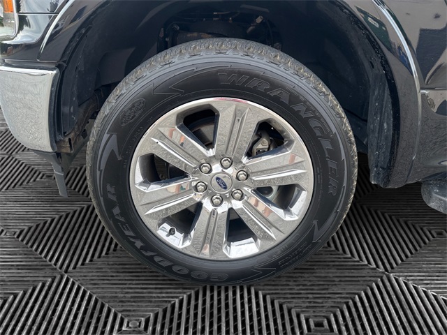 2020 Ford F-150 Lariat photo 14