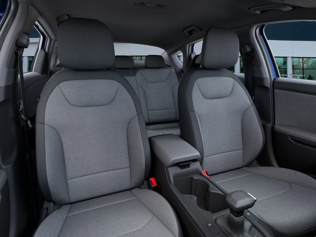 2025 Kia K4 LXS photo 15