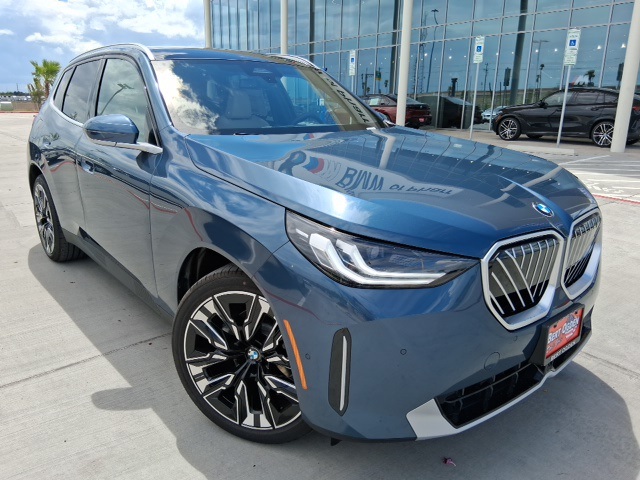 2026 BMW X3 30's photo