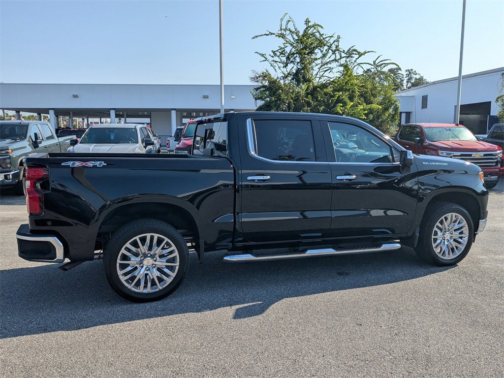 2026 Chevrolet Silverado 1500 LTZ photo 3
