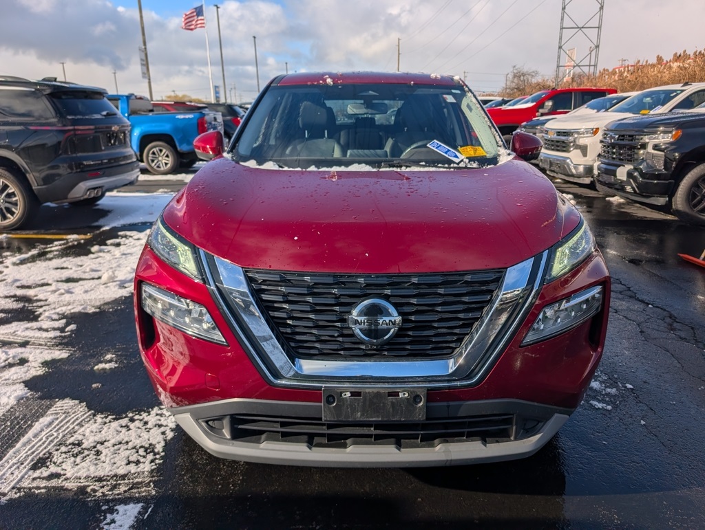2021 Nissan Rogue SV photo 2