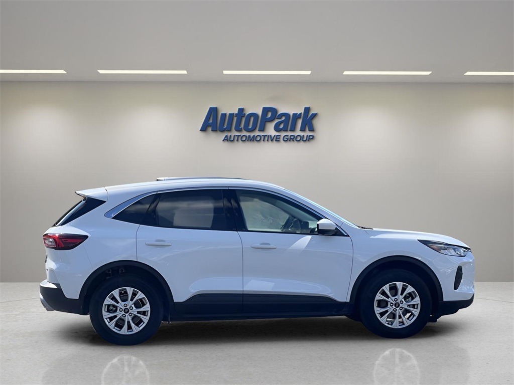 2023 Ford Escape Active photo 8
