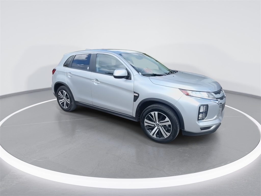 2025 Mitsubishi Outlander Sport ES SE LE photo 2