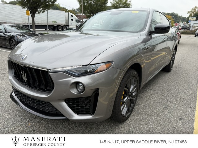 2022 Maserati Levante Modena's photo