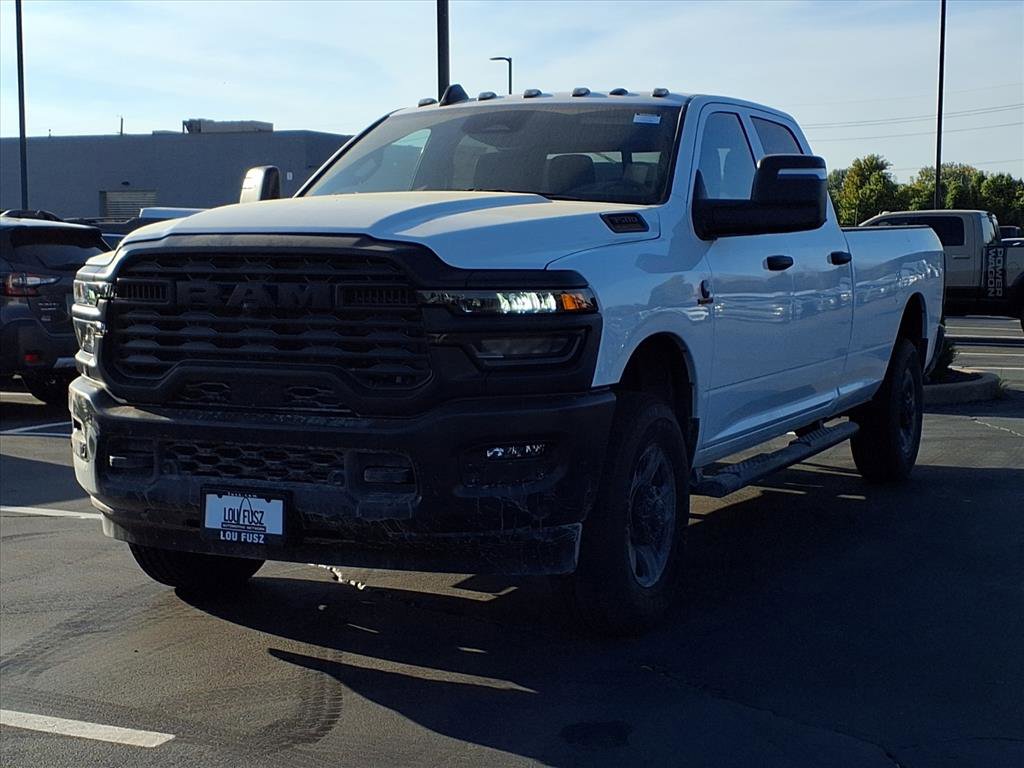 2026 Ram 3500 Tradesman photo 2