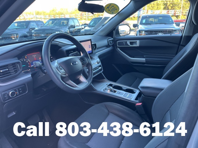 2024 Ford Explorer XLT photo 3
